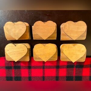 Show off your quilt in style. Quilt Wall Hangers.